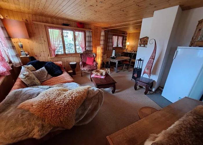 Ib Chnorz Alphut Chalet *