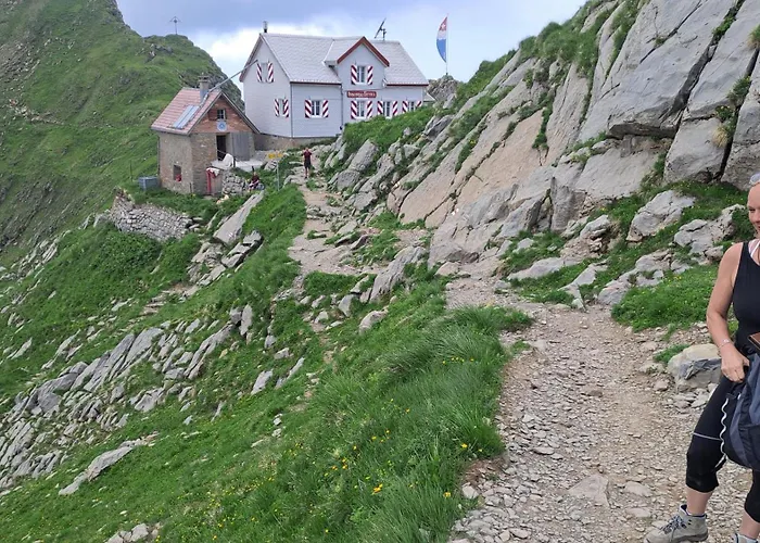 Ib Chnorz Alphut Chalet *