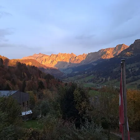 Ib Chnorz Alphut Domek alpejski *