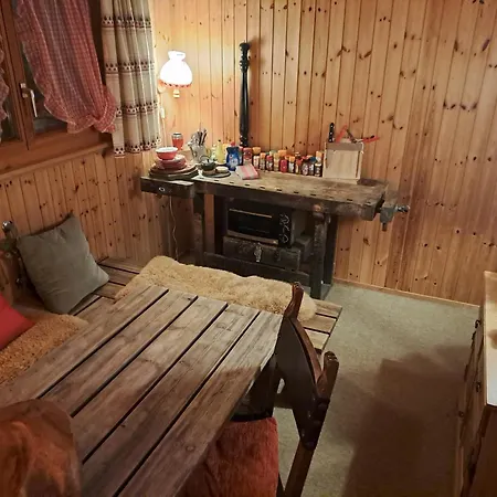 Domek alpejski Ib Chnorz Alphut